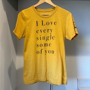 Graphic Novelty T-Shirt, Yellow, size Small